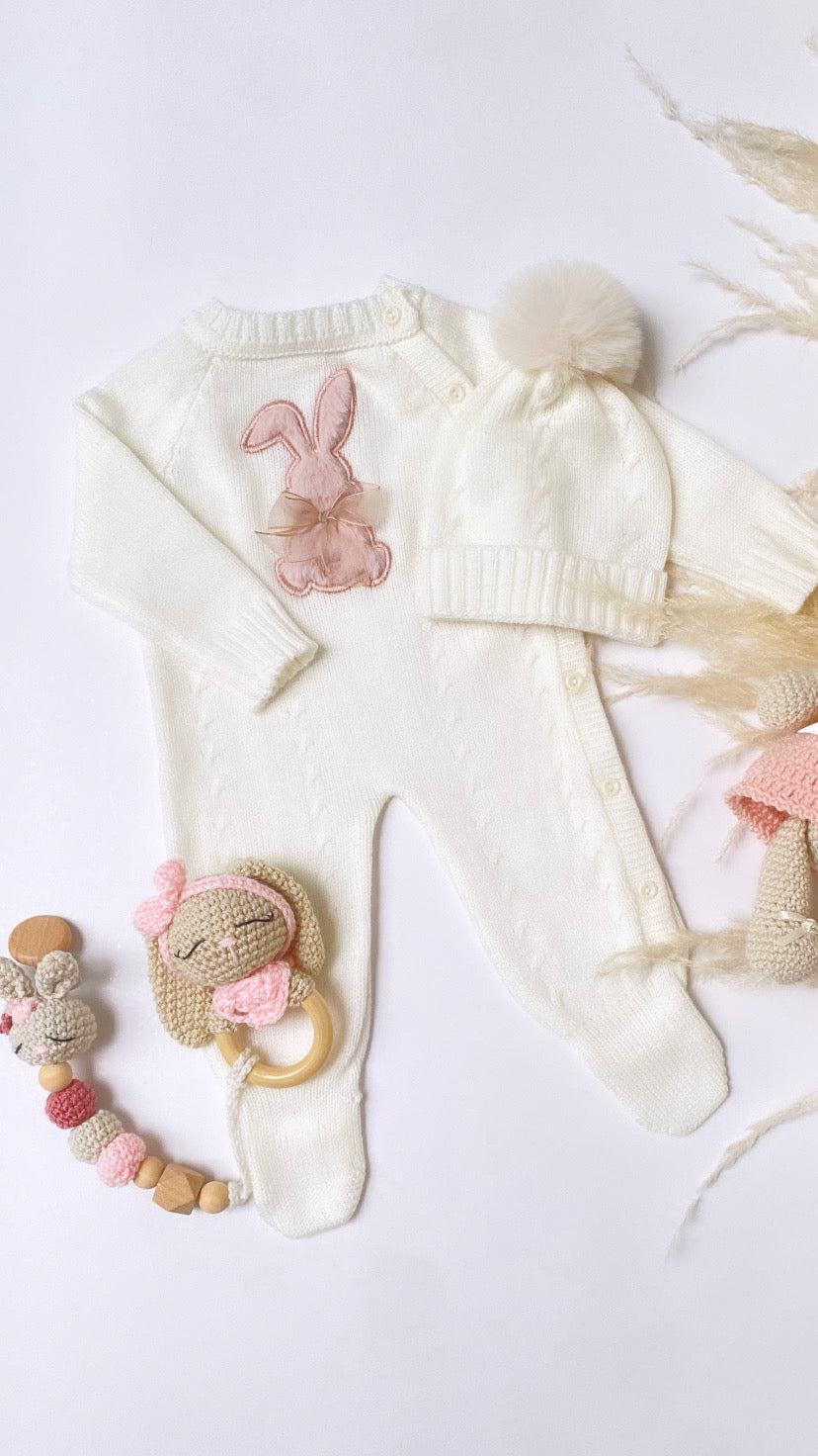 Set Enterizo RN bunny hueso + palo de rosa