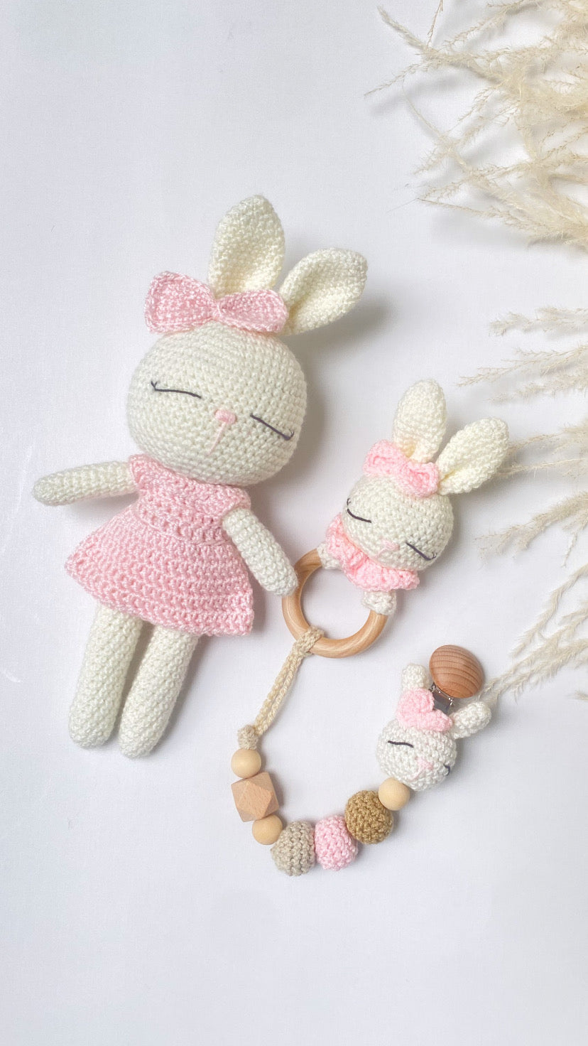 Kit x 3 Amigurumi + sonajero + tira sujetadora