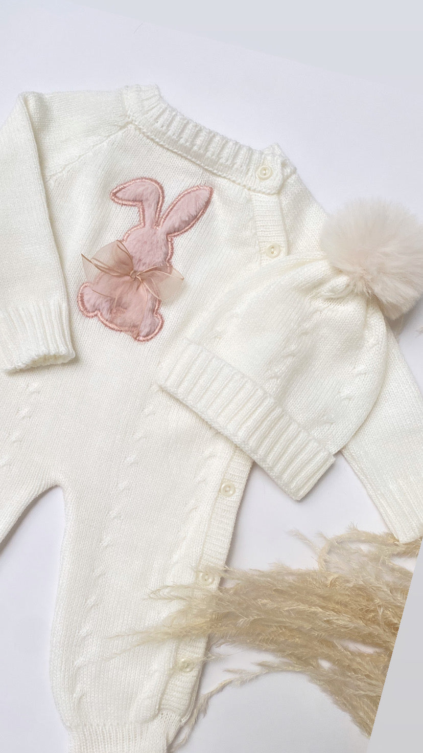 Set Enterizo RN bunny hueso + palo de rosa