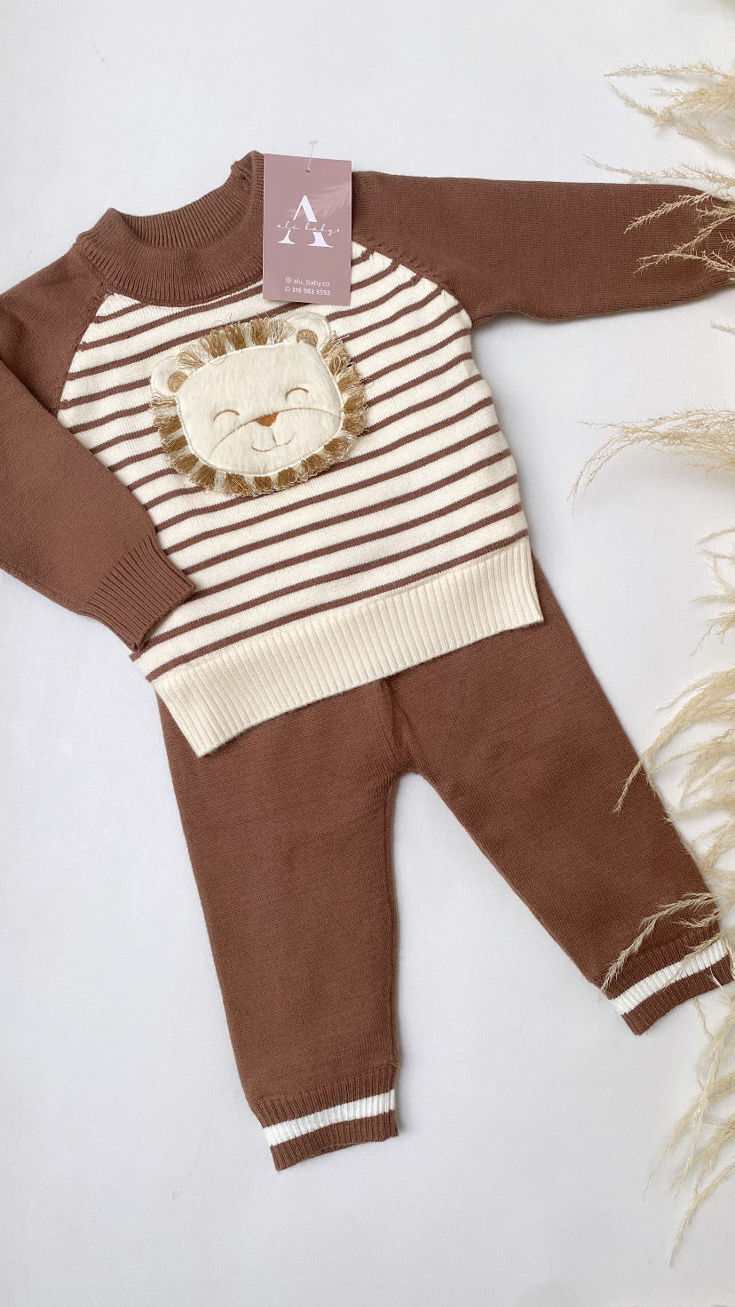 Conjunto de  leon café